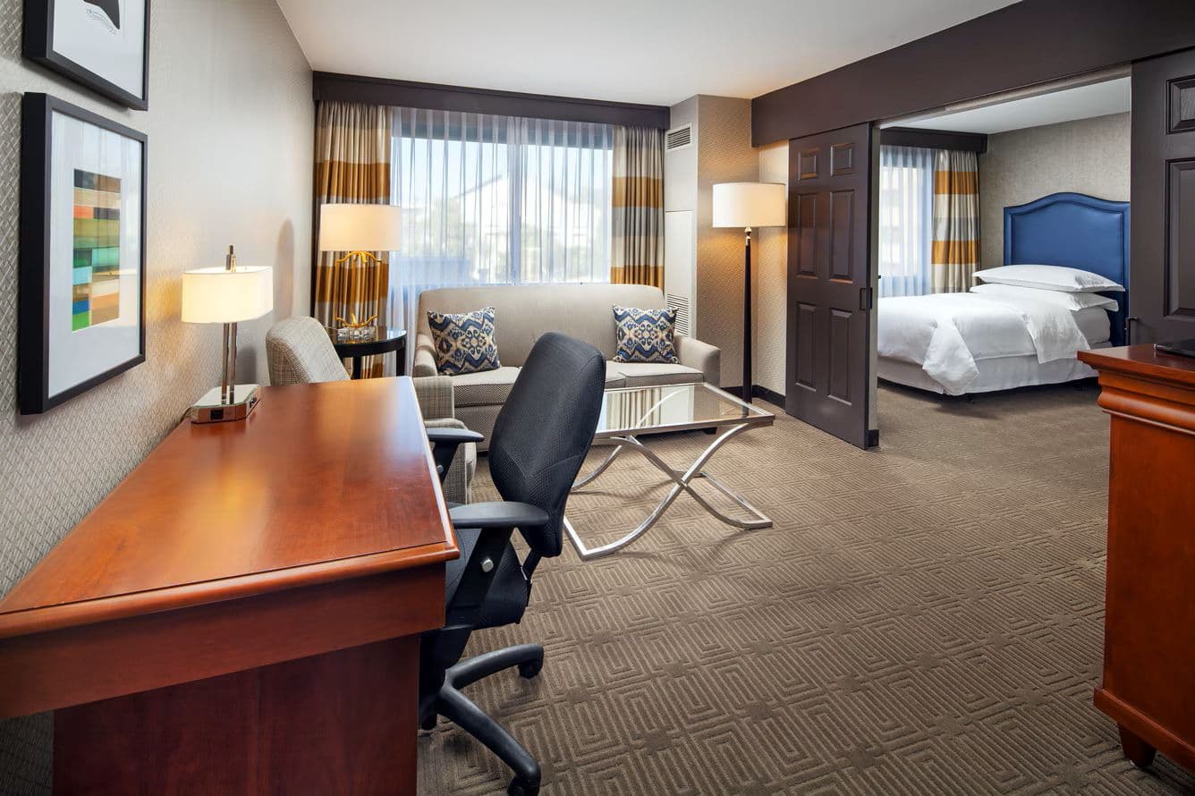 Sheraton Fairplex La 25 Room View