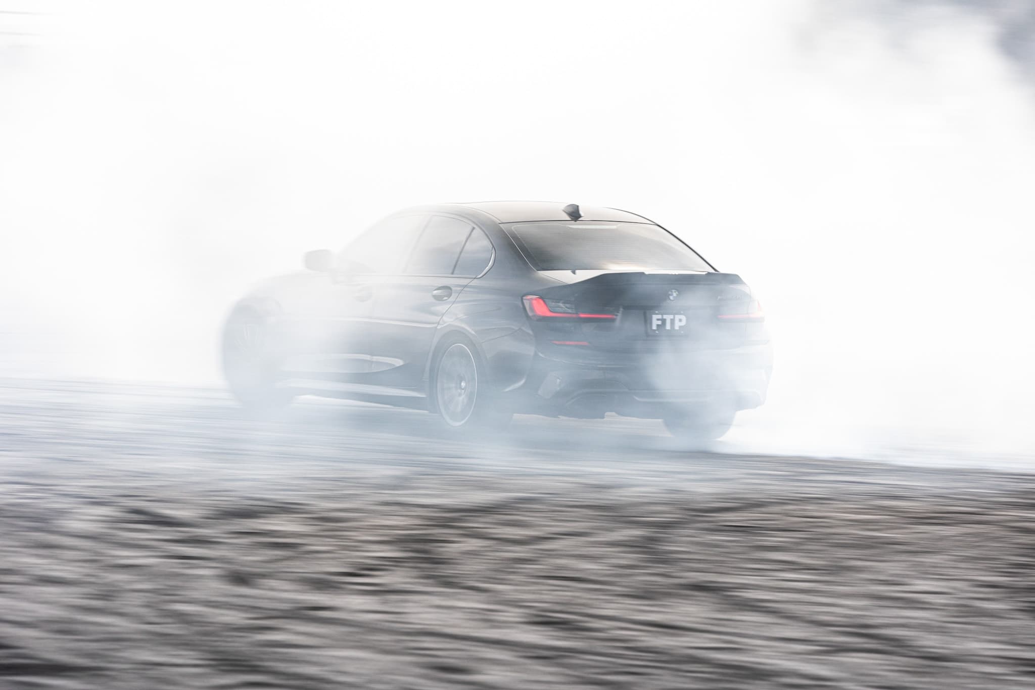 Burnout Competition: (PRESENTED BY VALVETRONIC)